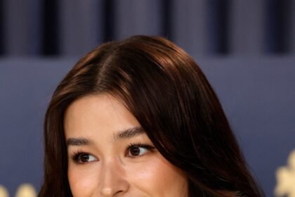 filipina actress minimal makeup 4k european cinema