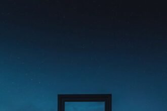 portrait wallpaper hd moody home screen