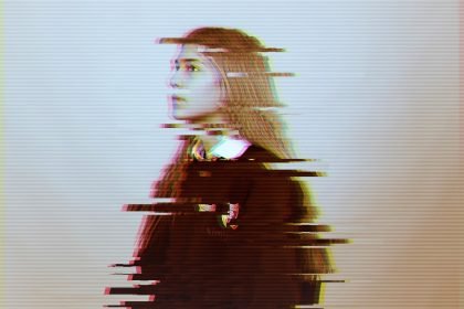 portrait wallpaper 4k glitch pc