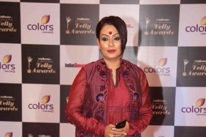 canadian actress traditional dress ultra hd kollywood