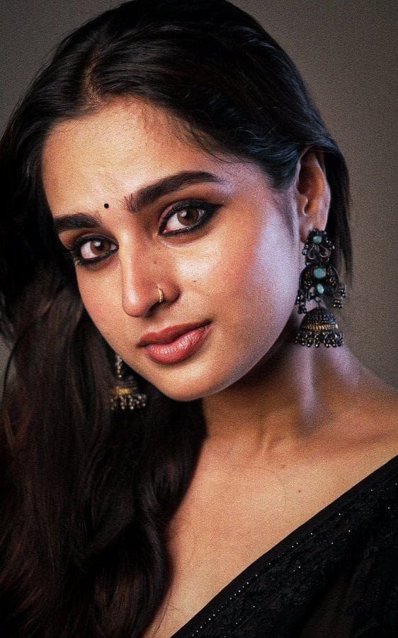 indian actress portrait 4k bollywood