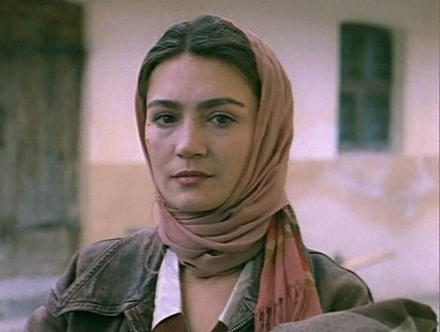 ukrainian actress headshot 1080p bollywood