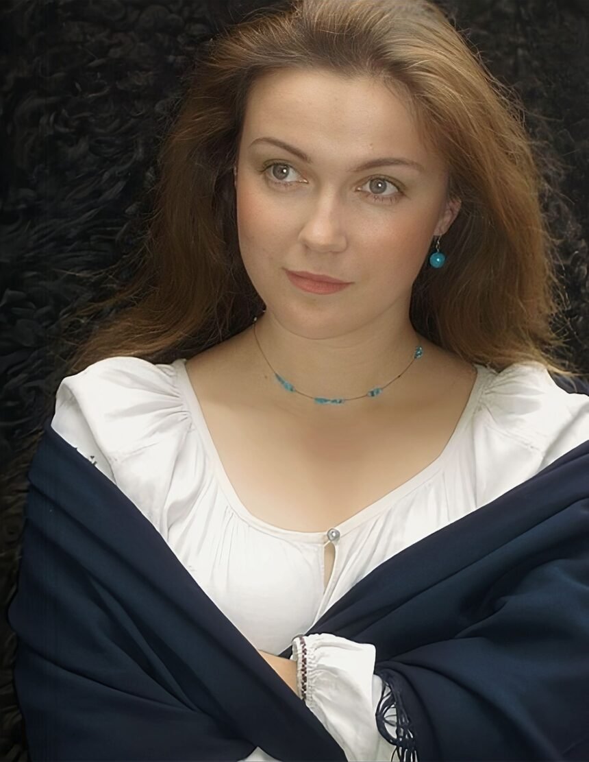 ukrainian actress headshot 8k telenovela