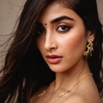 mexican actress minimal makeup 1080p hollywood